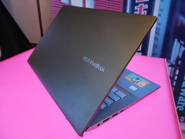 ASUS Vivobook S14/S15 tích hợp Optane H10 chính thức ra mắt