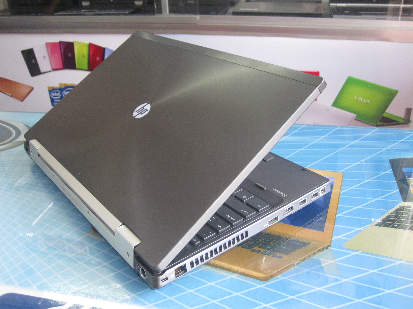 Có nên mua laptop HP cũ giá rẻ không? Vì sao?