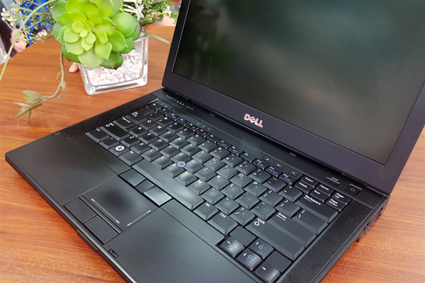 Có nên mua laptop Dell cũ không?