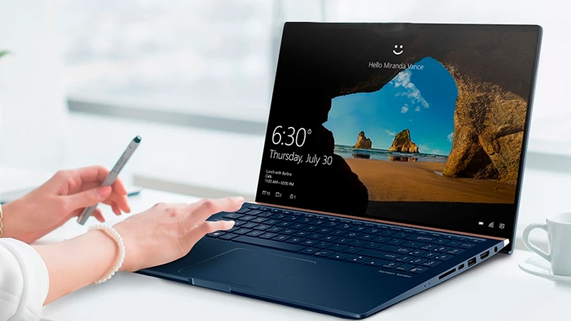 Nên mua laptop có kích màn hình bao nhiêu là phù hợp nhất?